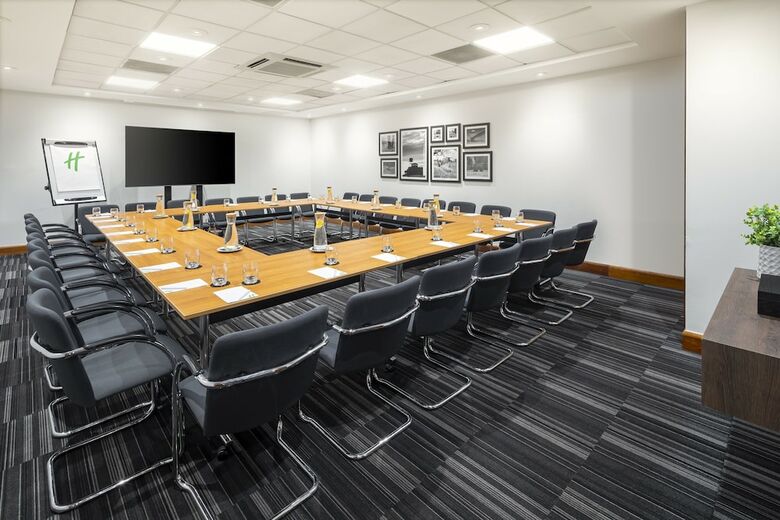 Hotel Holiday Inn Gatwick Airport