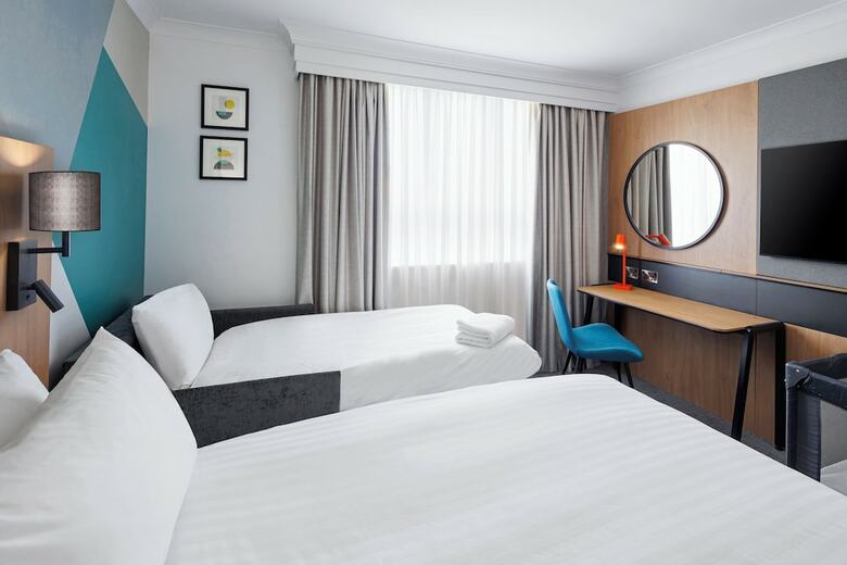 Hotel Holiday Inn Gatwick Airport