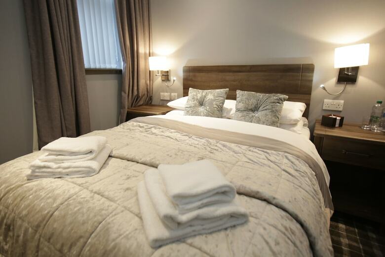 Devoncove Hotel