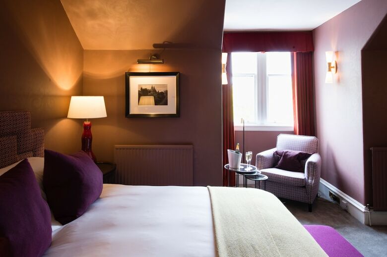 Hotel One Devonshire Gardens