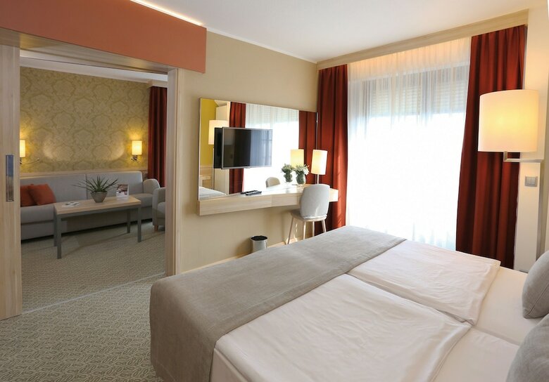 Hotel Danubius Health Spa R Aqua