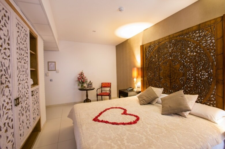Hotel Alba Seleqtta