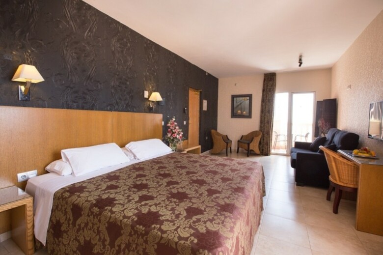 Hotel Alba Seleqtta