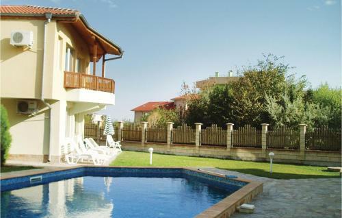 Lagoon Villas