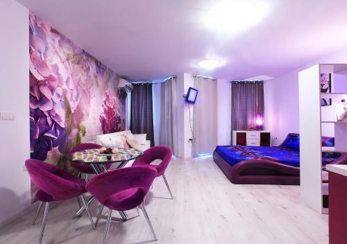 Apartamento Minismart Complex Rainbow Garden And Jacuzzi