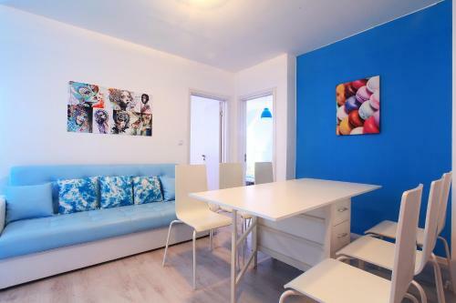 Apartamento Minismart Complex Rainbow Garden And Jacuzzi