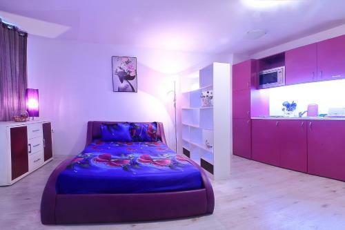 Apartamento Minismart Complex Rainbow Garden And Jacuzzi