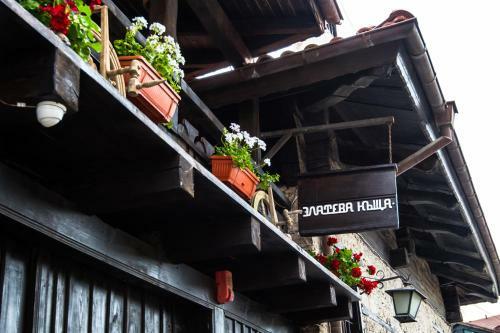 Hostal Banskovilla Zlateva House