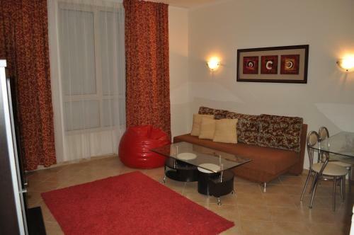 Negresco Apartments