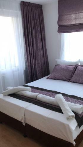 Hostal Aurora Guest House