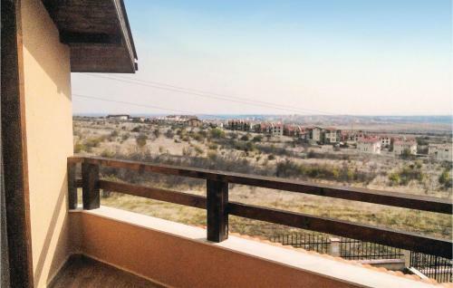 Three-bedroom Holiday Home In Kosharitsa Village