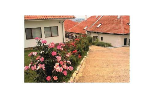 Magnolia Village