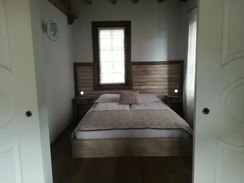 Hostal Manoleva House