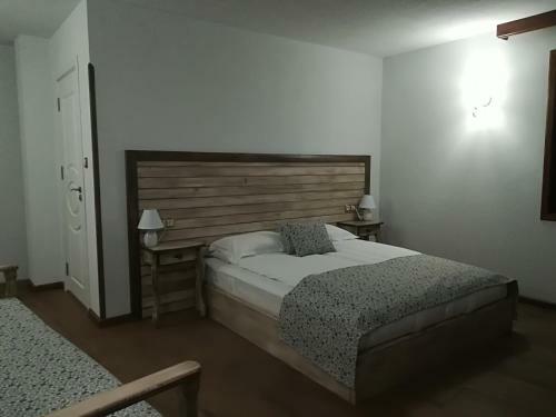 Hostal Manoleva House