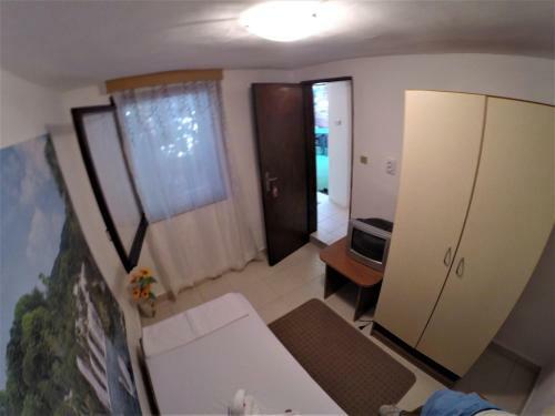 Hostal Guest Rooms Kostovi