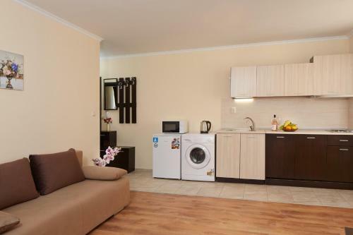 Feniks Apartments