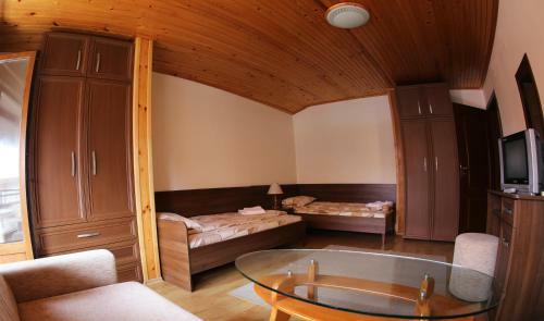 Hostal Aurora Guest House