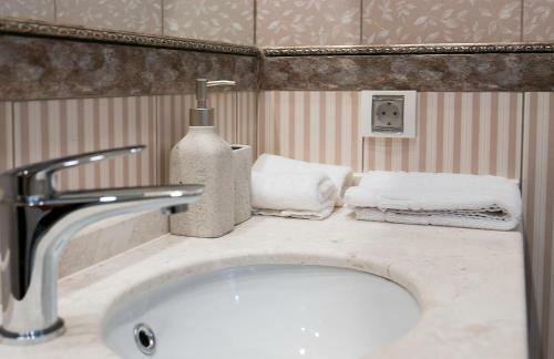 Apartamento Shahbazian House