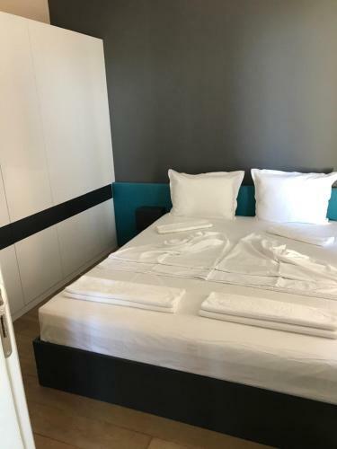 Botabara Del Mar Apartments