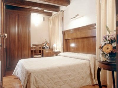 La Scala (dependance Of Hotel Bella Venezia)
