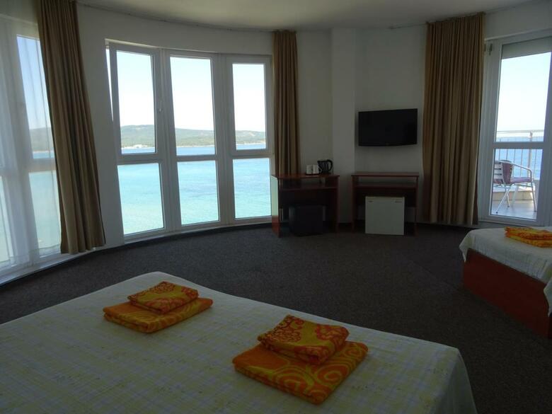 Hostal Dobrevi Guest House