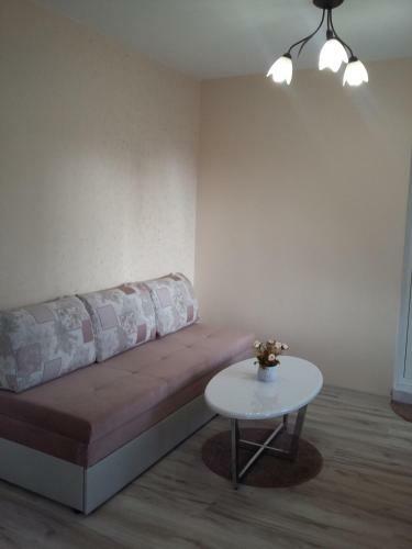 Hostal Guest House Adriya