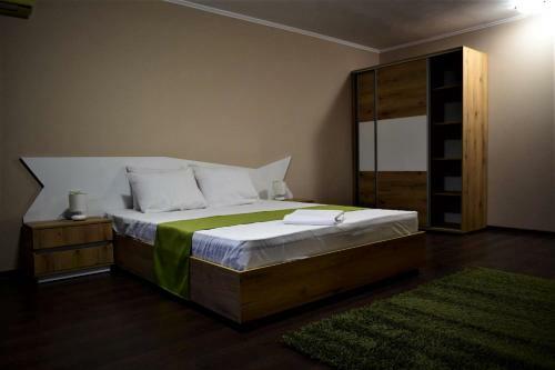 Hotel Oppium