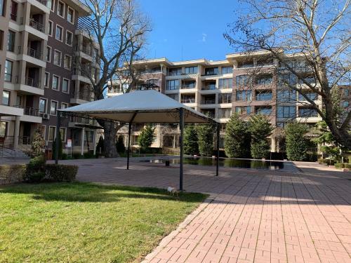 Apartment Esensiya