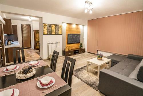 Babylon Apartment