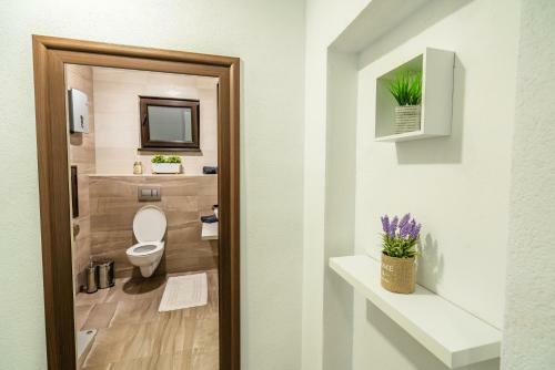 Babylon Apartment
