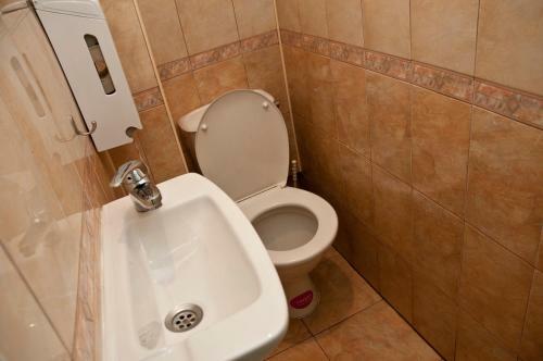 Hostel Mostel Hub Rooms And Apartments