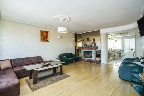 Sofia Esenss Two-level Apartment