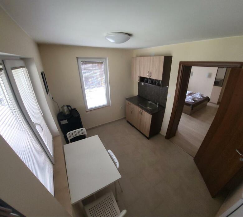 Twain Apart&rooms