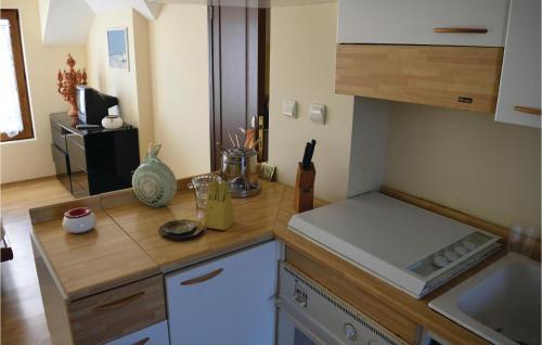 Four-bedroom Holiday Home In Sozopol