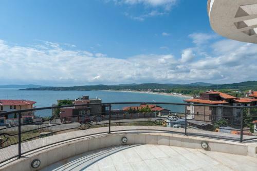 Villa Luxury House On Buzhaka