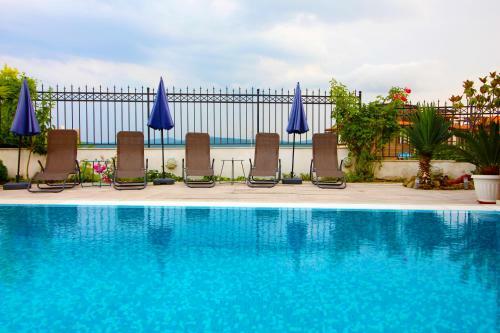 Villa Luxury House On Buzhaka