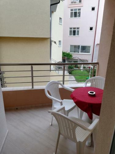 Hostal Rooms And Apartments Vili