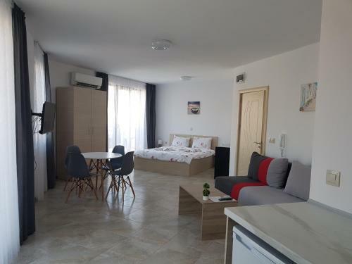 Hostal Guesthouse Odesos