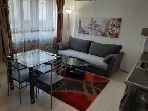 Apartments Avgusta Trayana