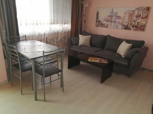 Apartments Avgusta Trayana