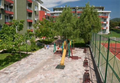 Green Fort Apartments