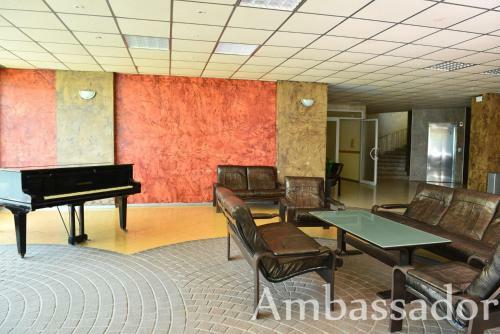 Hotel Ambassador