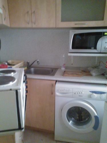 Lider Apartment Karavelov