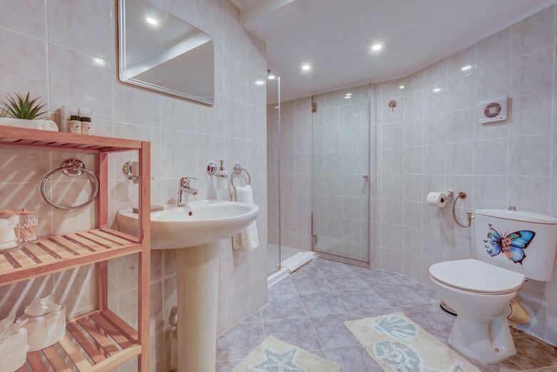 Hostal City Boutique Inn