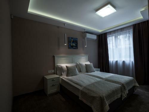 Hotel Caro Apartments & Rooms