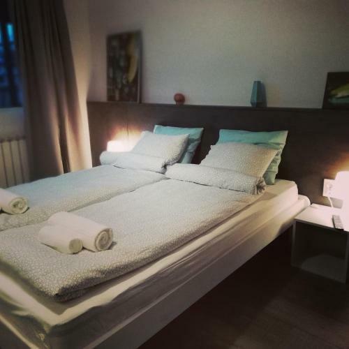 Apartment 18