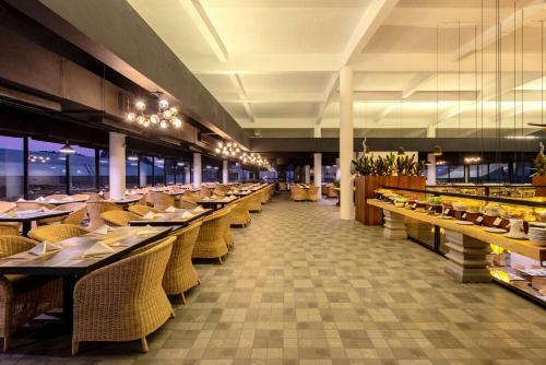 Hotel Pacific Premier Resort & Spa