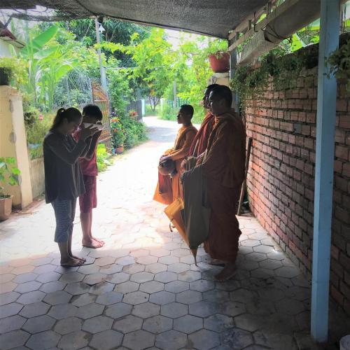 Vacation Experience As Cambodia Local
