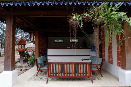 Hotel Samot Baitong Resort