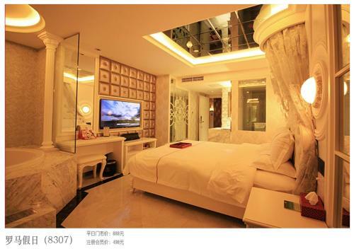 Crystal Theme Hotel
